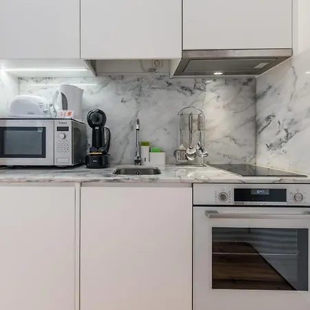 Backyard Palace Terrace * 波尔图