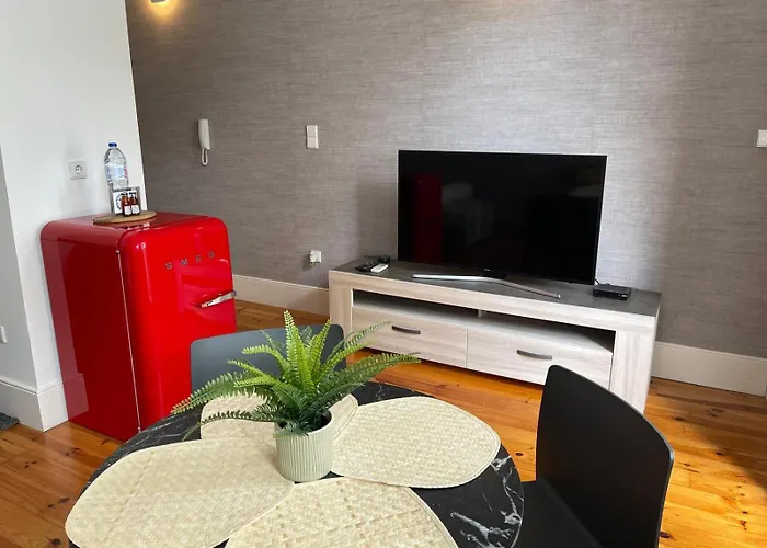 Backyard Palace Terrace アパート *